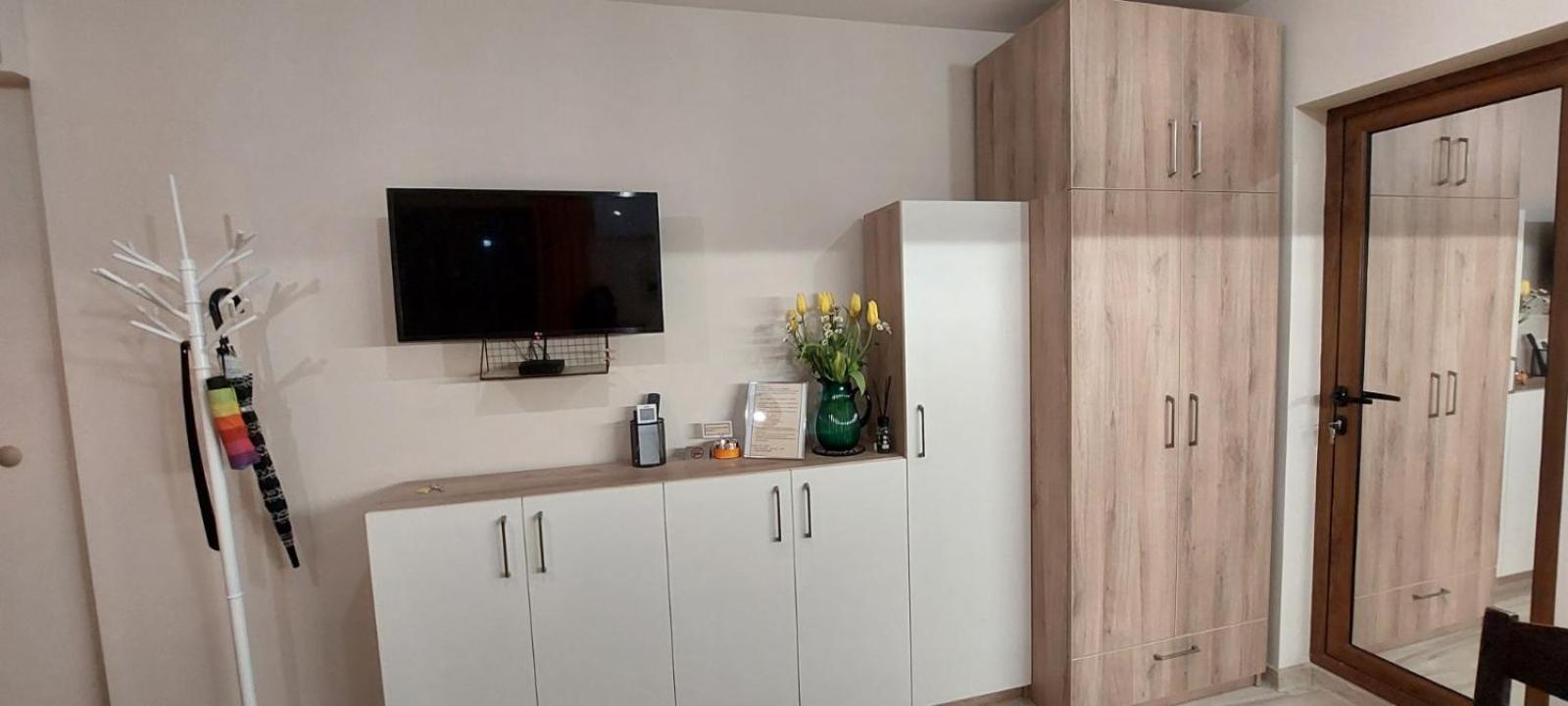 Studio Galileo Burgas Luaran gambar