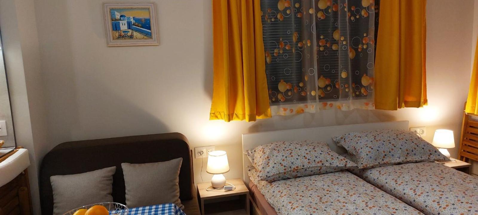 Studio Galileo Burgas Luaran gambar